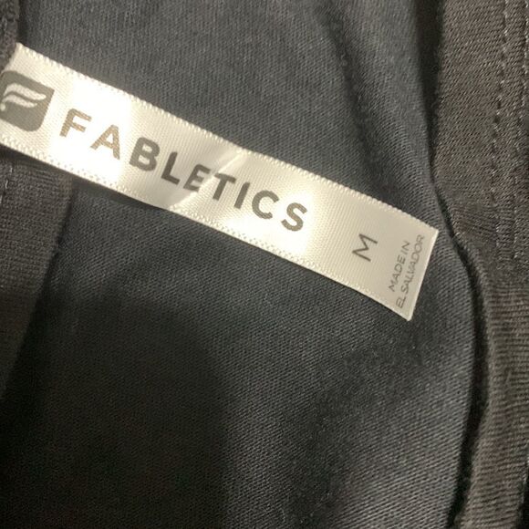 Fabletics switchback top. XS. NWOT - Picture 8 of 9
